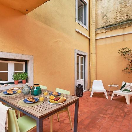 Styling Apartment In Historic Center Lisboa Eksteriør billede
