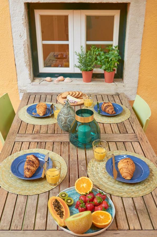 Styling Apartment In Historic Center Lisboa Eksteriør billede