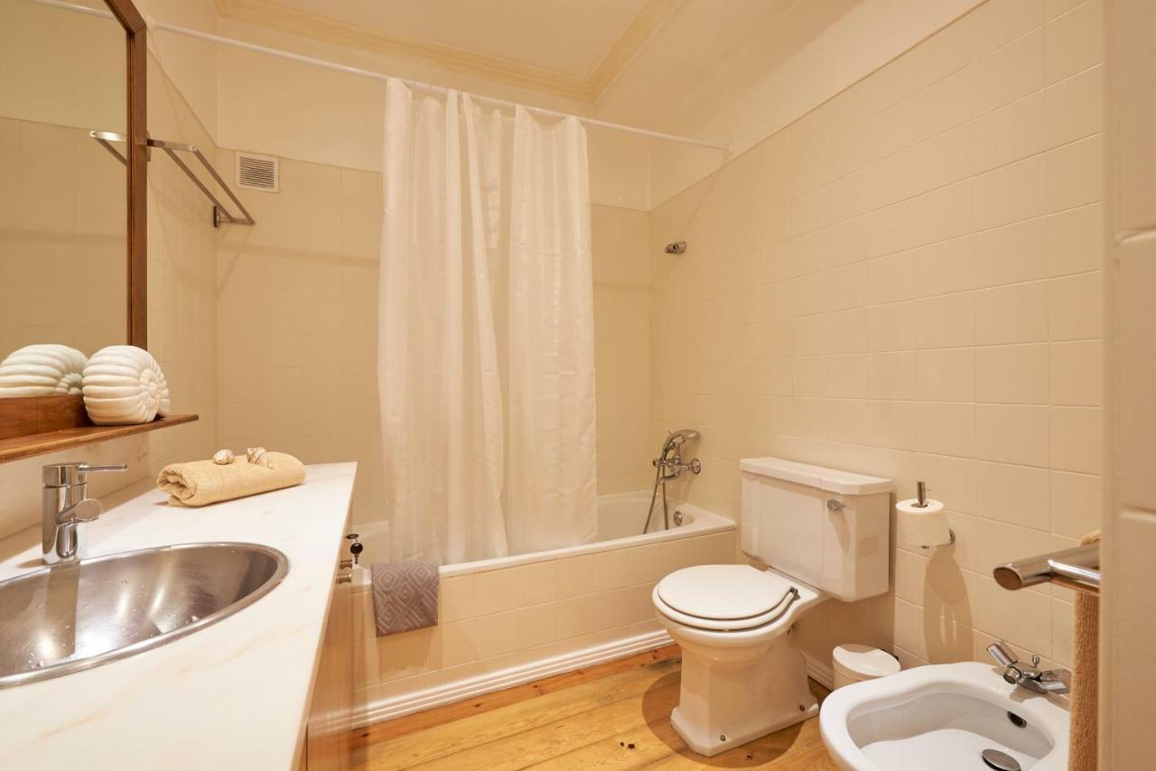 Styling Apartment In Historic Center Lisboa Eksteriør billede
